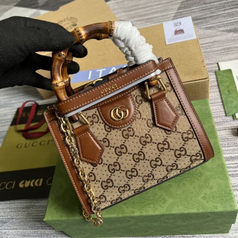 Gvc*1 tote bags